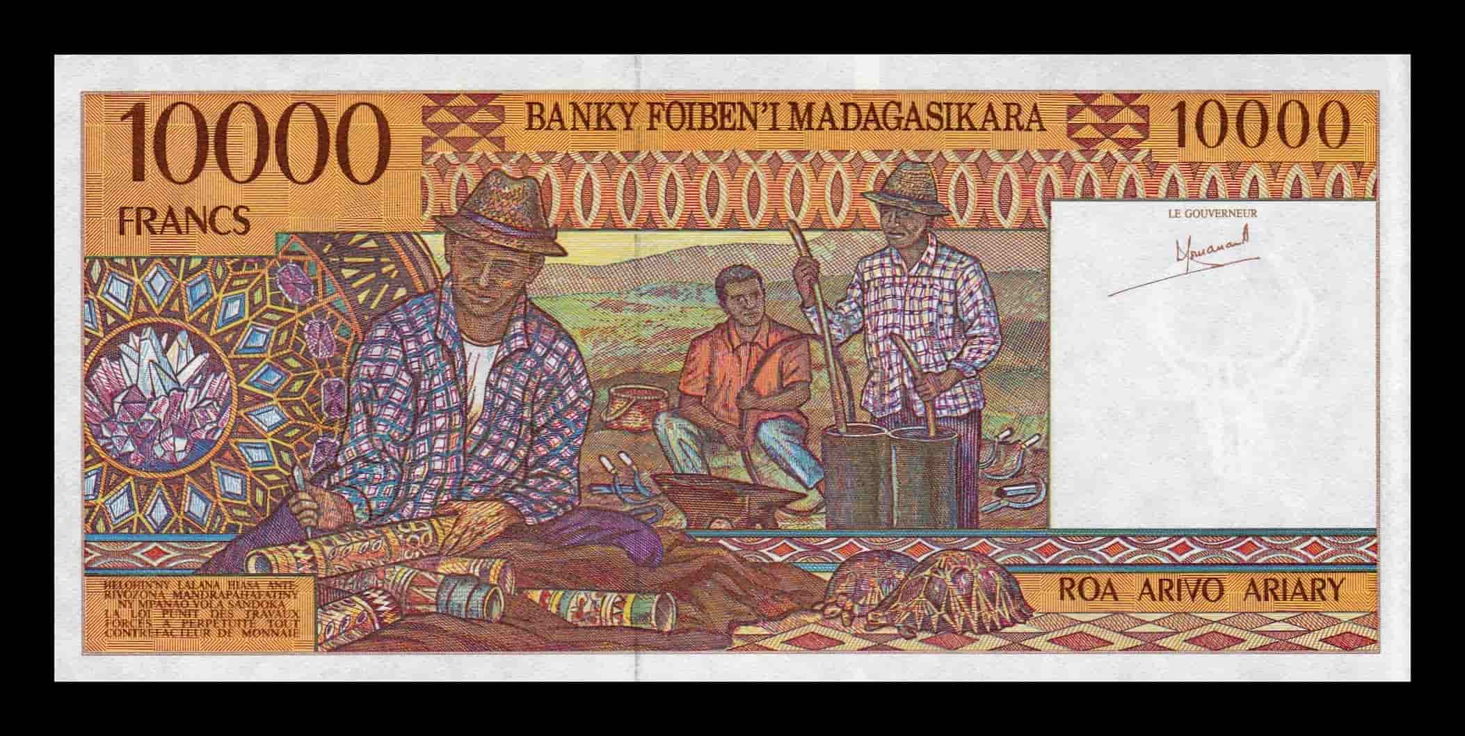 Alternative view of Madagascar 10000 Francos = 2000 Ariary 1995 Pick 79a Sc Unc